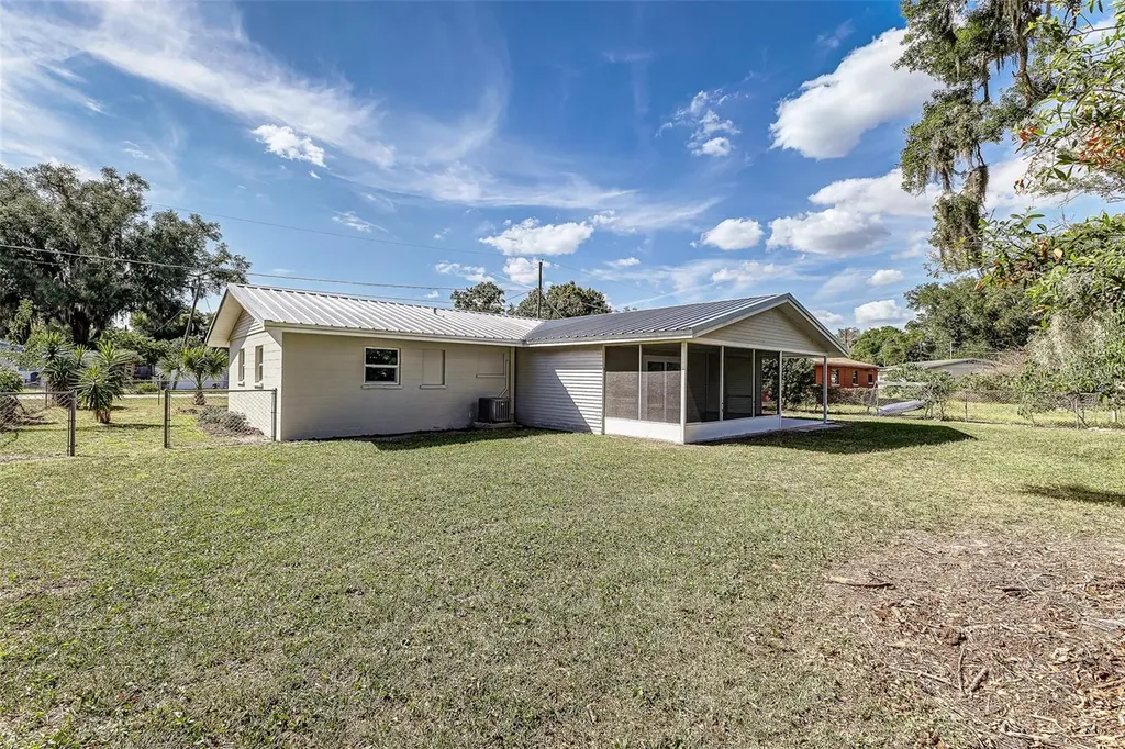 2606 Highland Avenue Plant City FL 33563