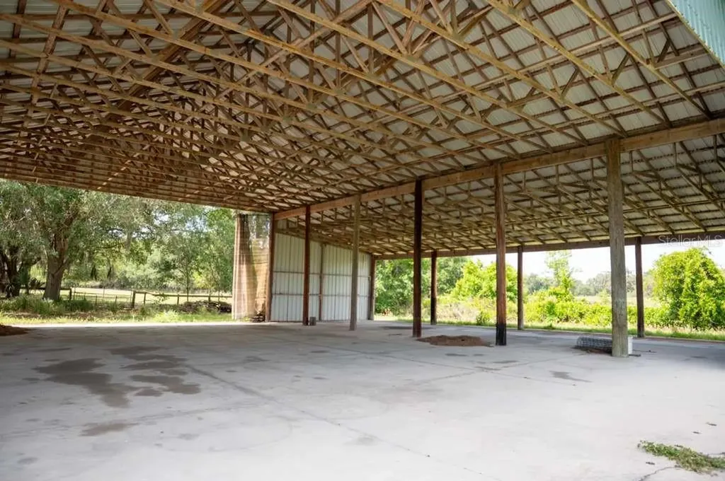 5296 Cr 569 Center Hill FL 33514