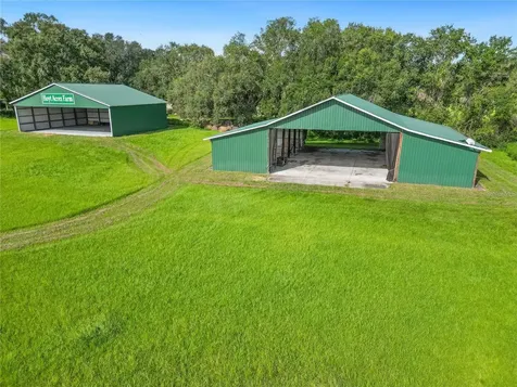 5296 Cr 569 Center Hill FL 33514