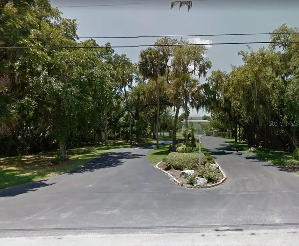 5401 Tropical Woods Court Port Richey FL 34668