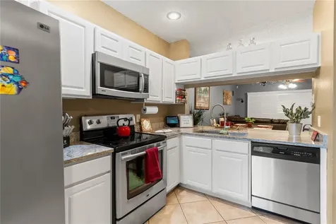 8635 Hunters Key Circle Tampa FL 33647