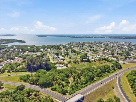 4340 Us 19 Street Palmetto FL 34221