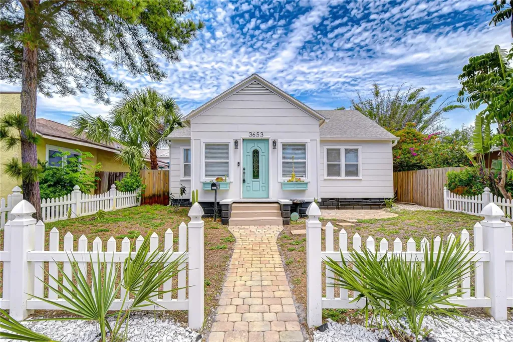 3653 2nd Avenue N St Petersburg FL 33713