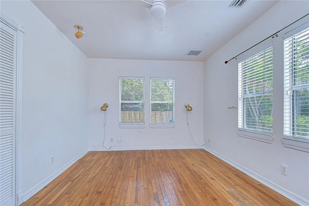 3653 2nd Avenue N St Petersburg FL 33713