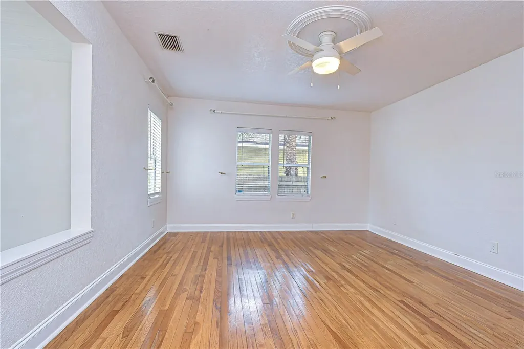 3653 2nd Avenue N St Petersburg FL 33713