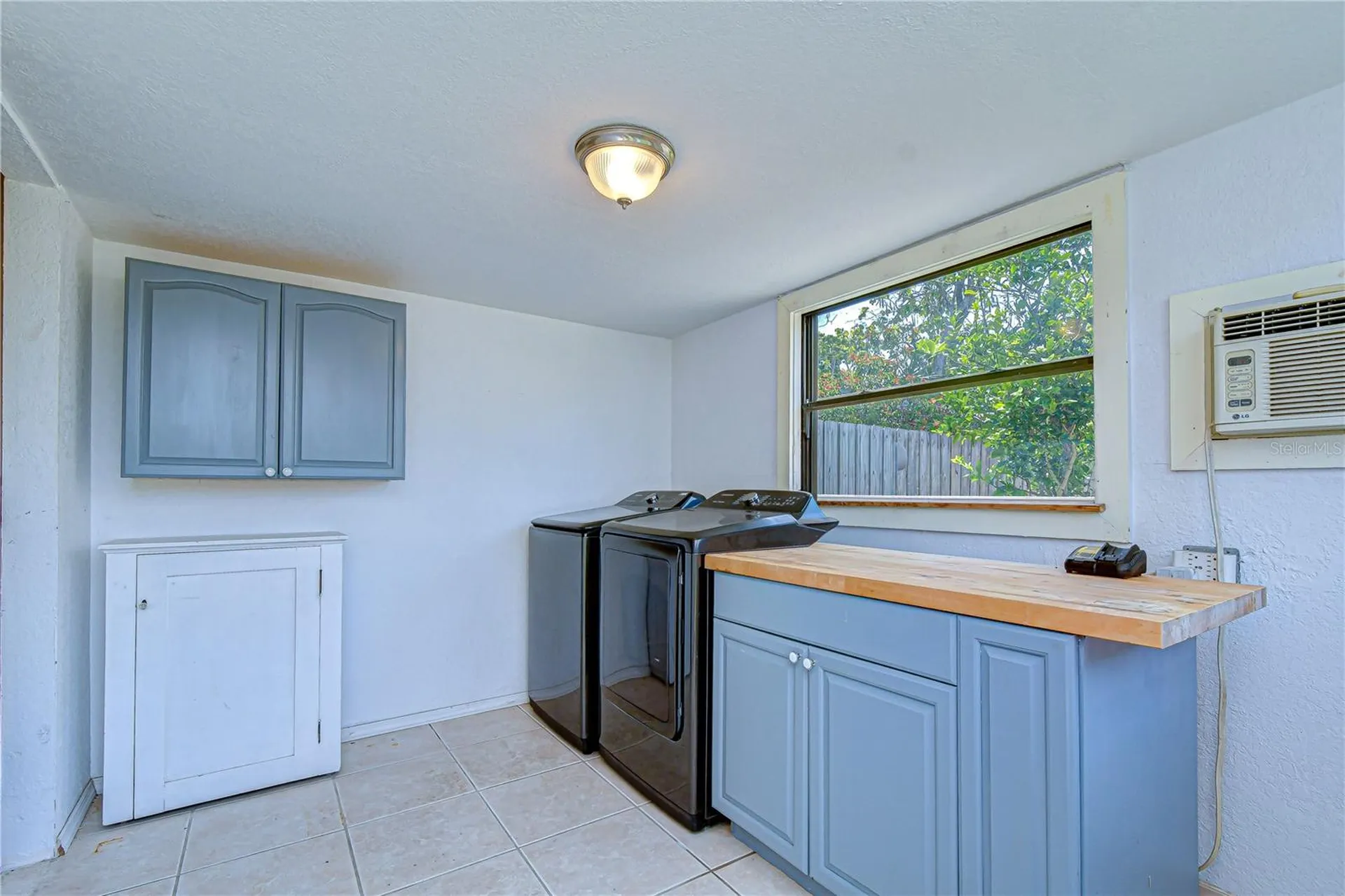 3653 2nd Avenue N St Petersburg FL 33713