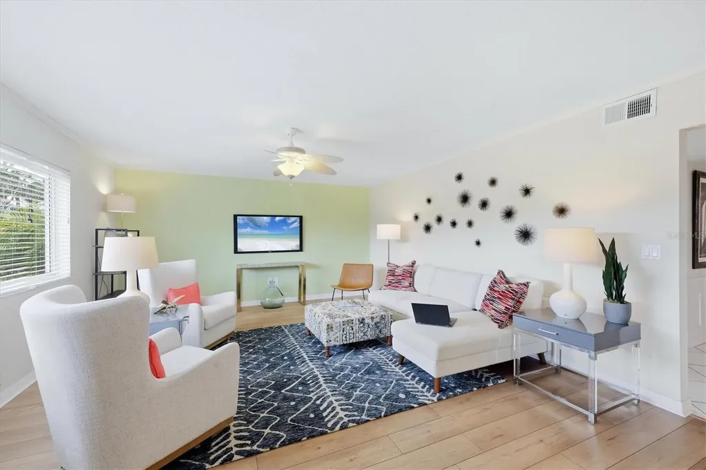 4208 Roxane Boulevard Sarasota FL 34235