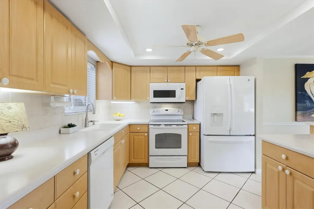4208 Roxane Boulevard Sarasota FL 34235