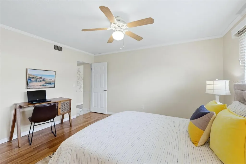4208 Roxane Boulevard Sarasota FL 34235