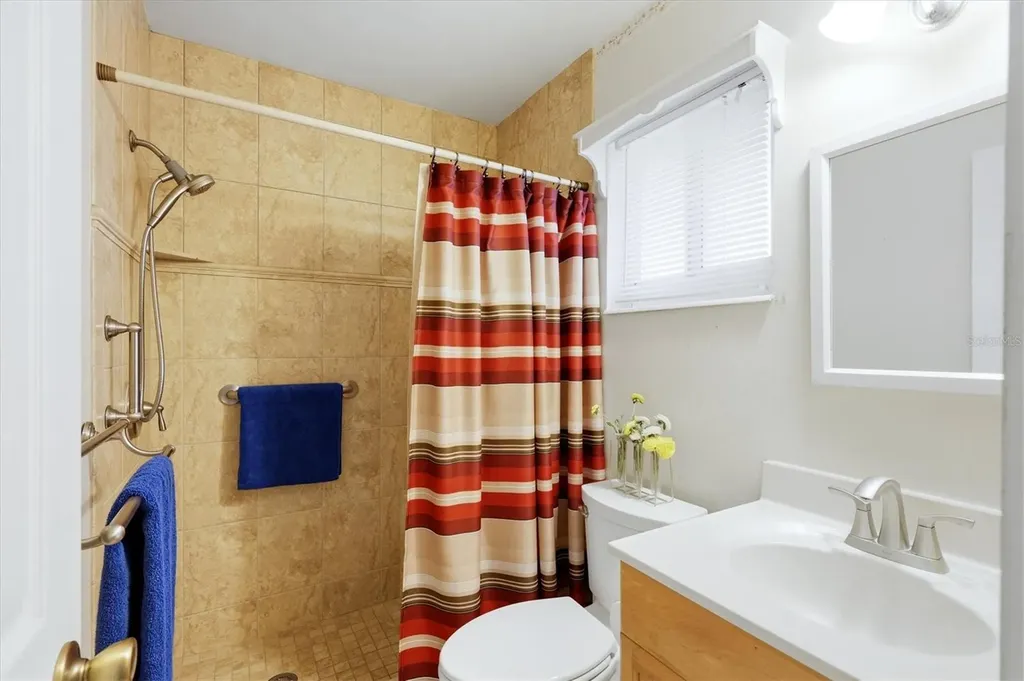 4208 Roxane Boulevard Sarasota FL 34235