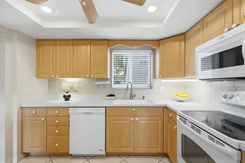 4208 Roxane Boulevard Sarasota FL 34235