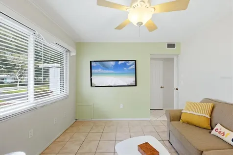 4208 Roxane Boulevard Sarasota FL 34235