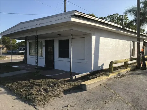 204 Snively Avenue Eloise FL 33880