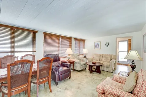 604 49th Avenue Drive W Bradenton FL 34207