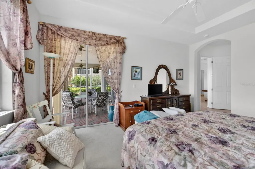 1364 Emerald Dunes Drive Sun City Center FL 33573