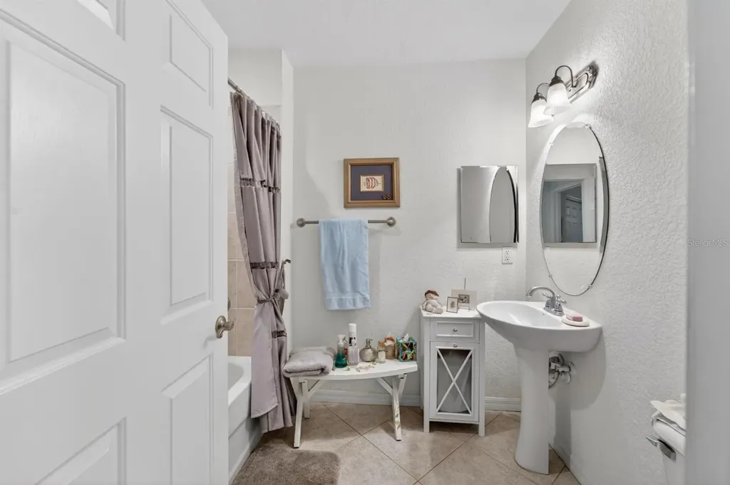 1364 Emerald Dunes Drive Sun City Center FL 33573