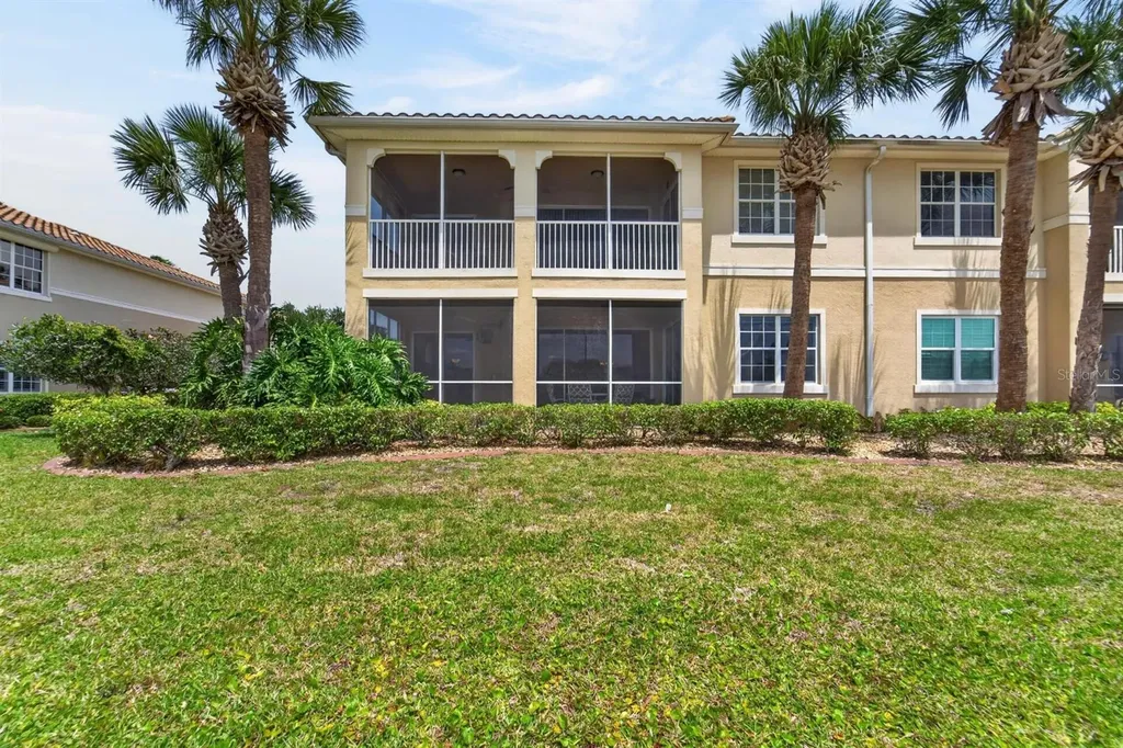1364 Emerald Dunes Drive Sun City Center FL 33573