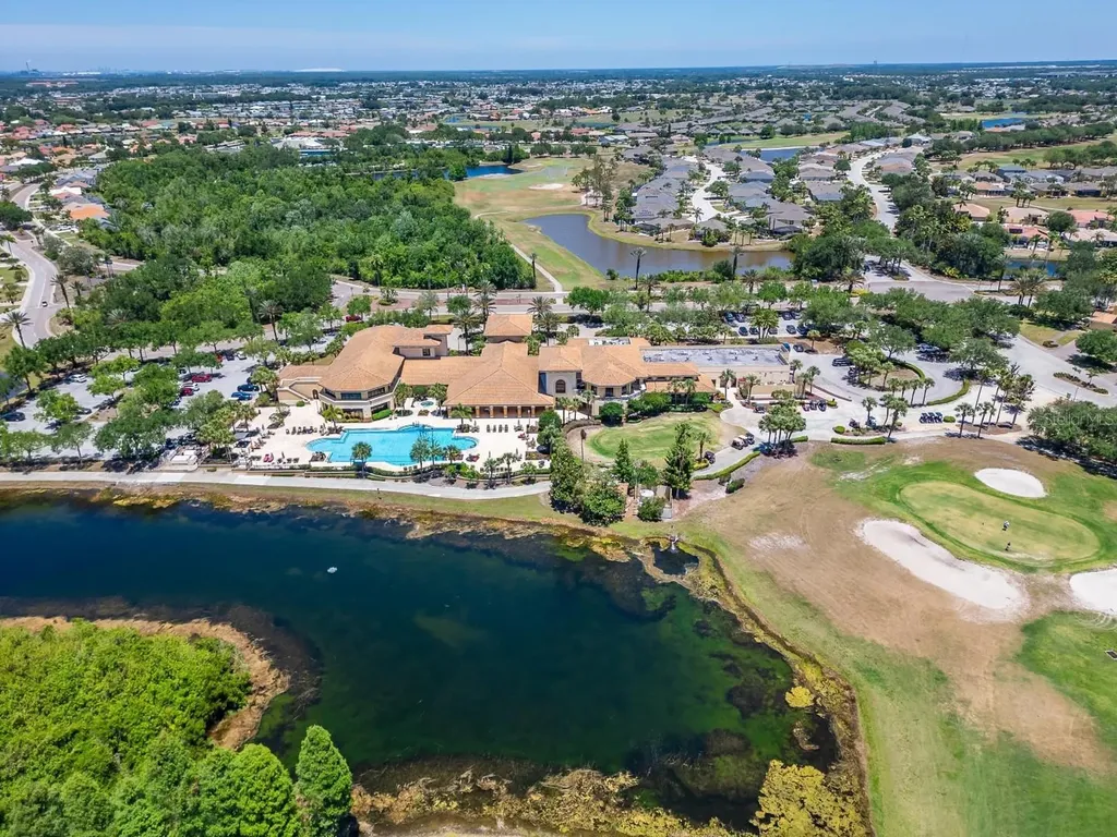 1364 Emerald Dunes Drive Sun City Center FL 33573