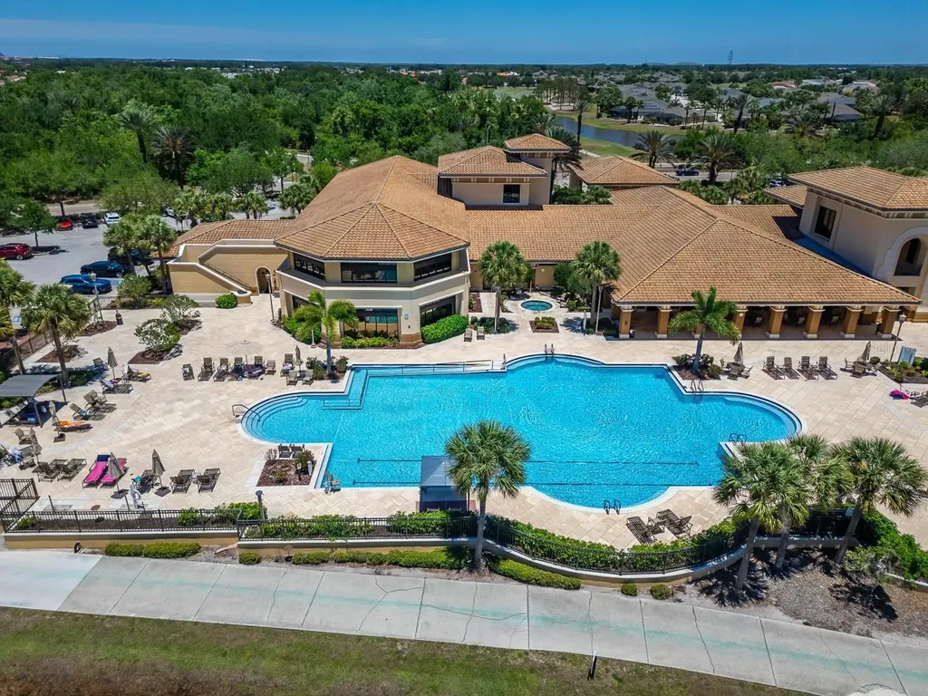 1364 Emerald Dunes Drive Sun City Center FL 33573