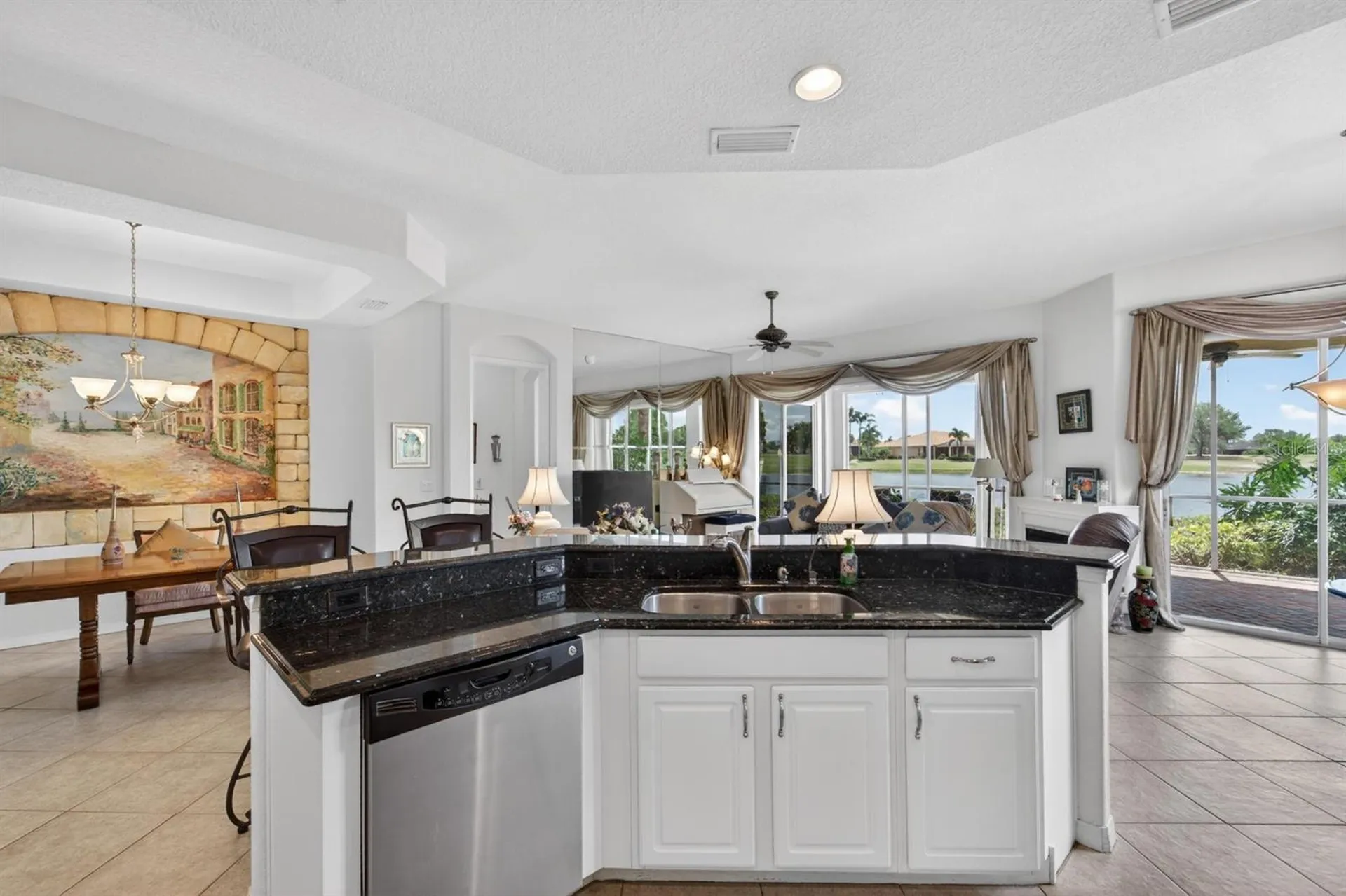 1364 Emerald Dunes Drive Sun City Center FL 33573