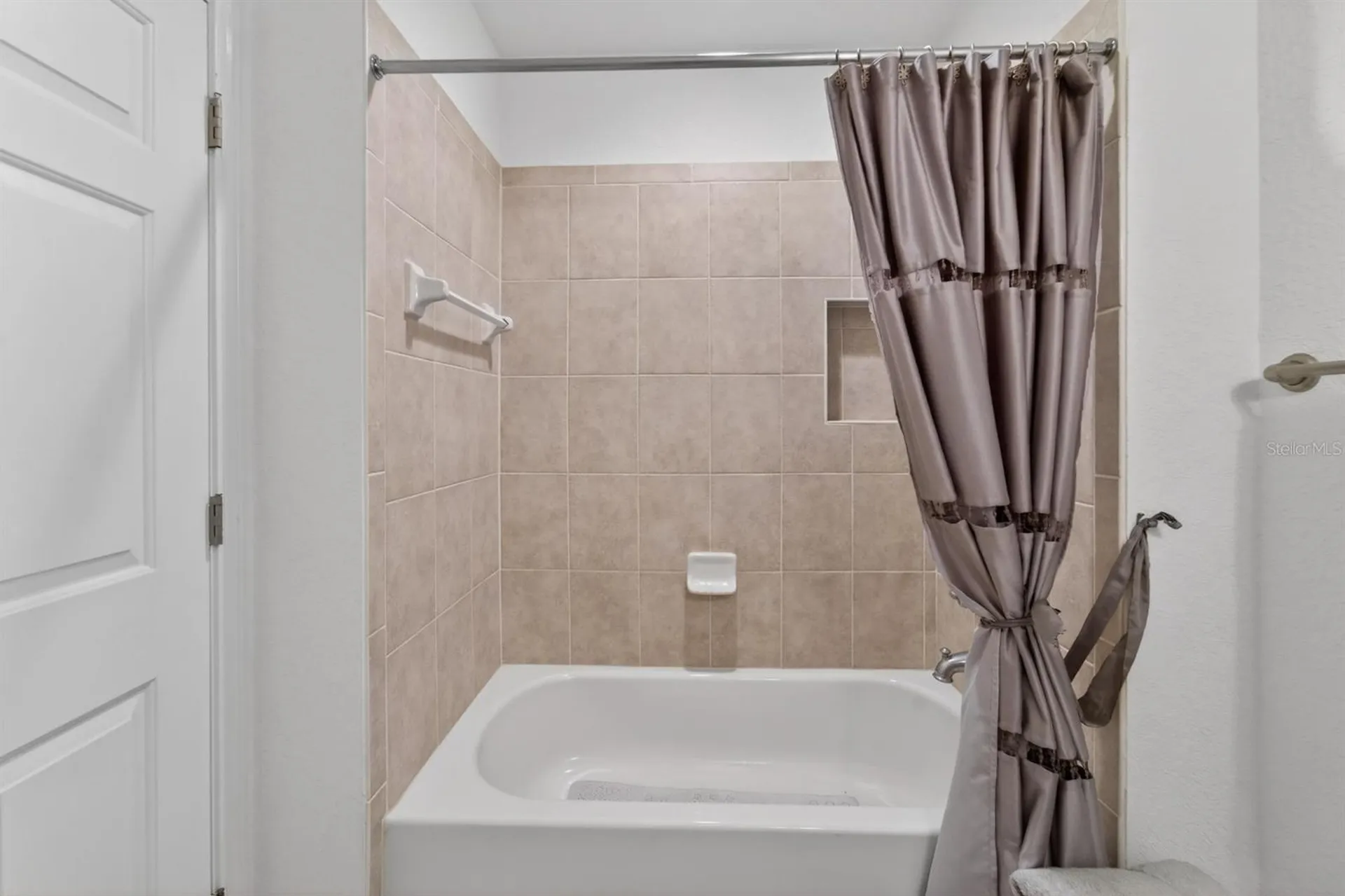 1364 Emerald Dunes Drive Sun City Center FL 33573