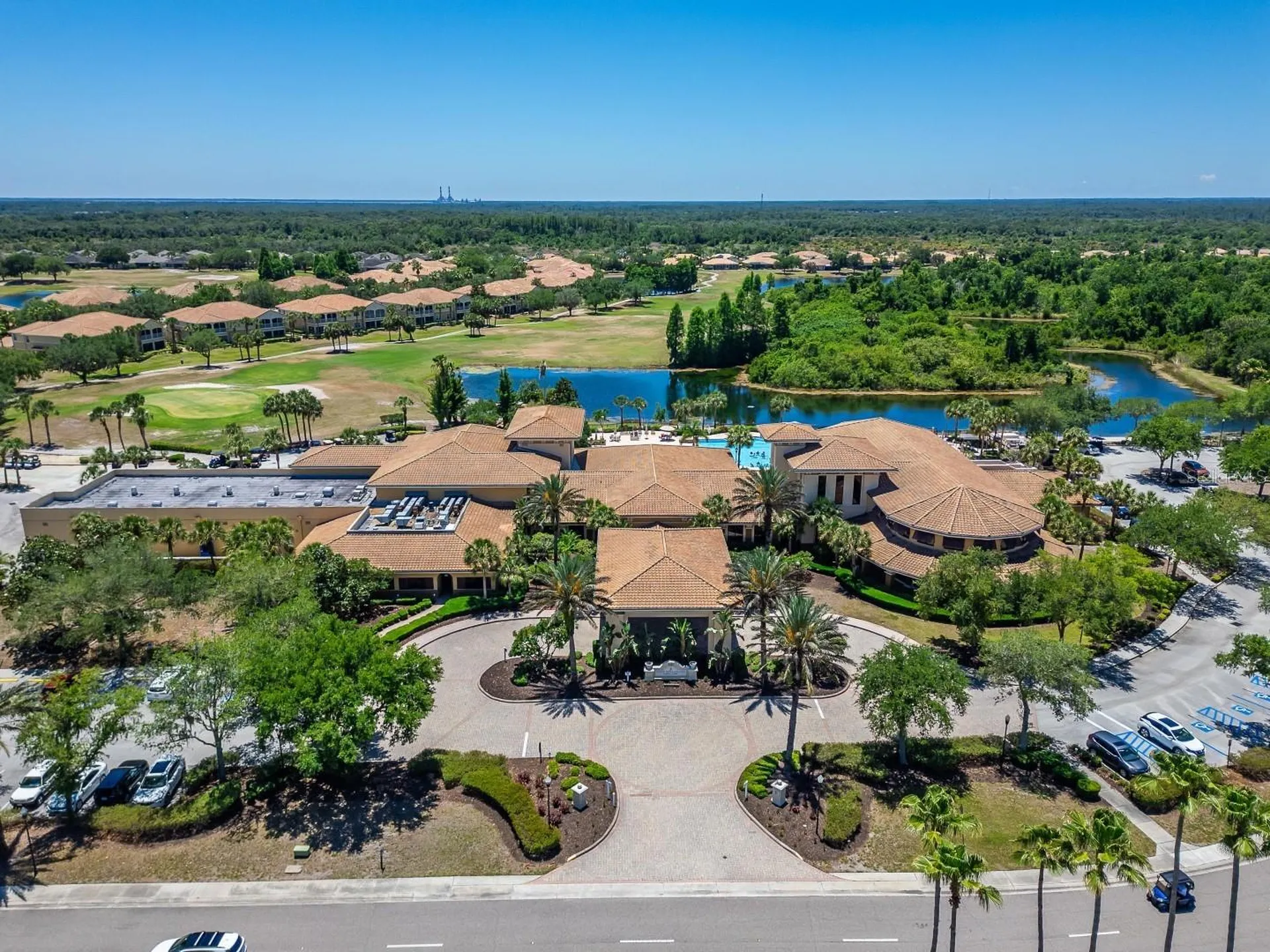 1364 Emerald Dunes Drive Sun City Center FL 33573