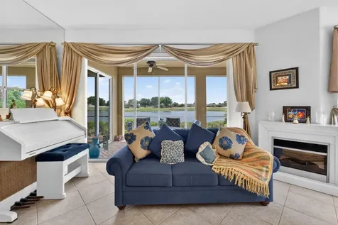 1364 Emerald Dunes Drive Sun City Center FL 33573