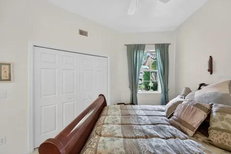 1364 Emerald Dunes Drive Sun City Center FL 33573