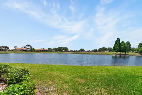 1364 Emerald Dunes Drive Sun City Center FL 33573