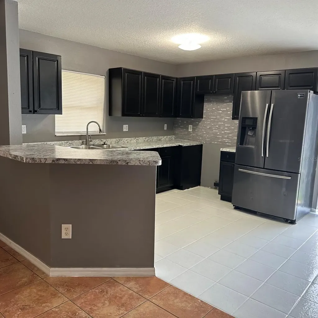 8502 N 17th Street Tampa FL 33604