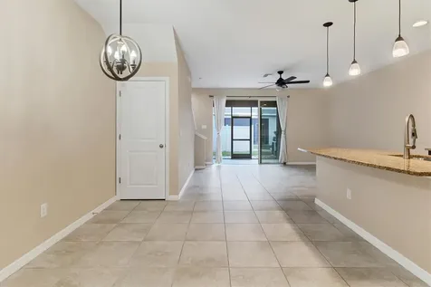 8647 Stargazer Sarasota FL 34238