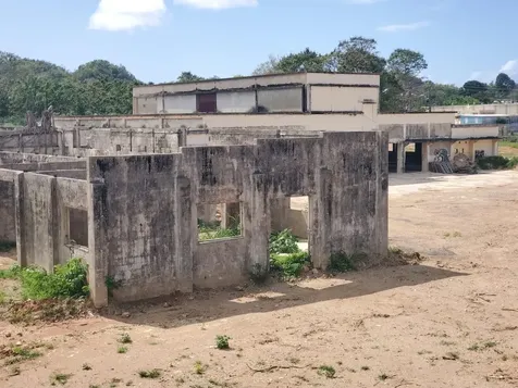 670 N Coto Sur Manati PR 00674