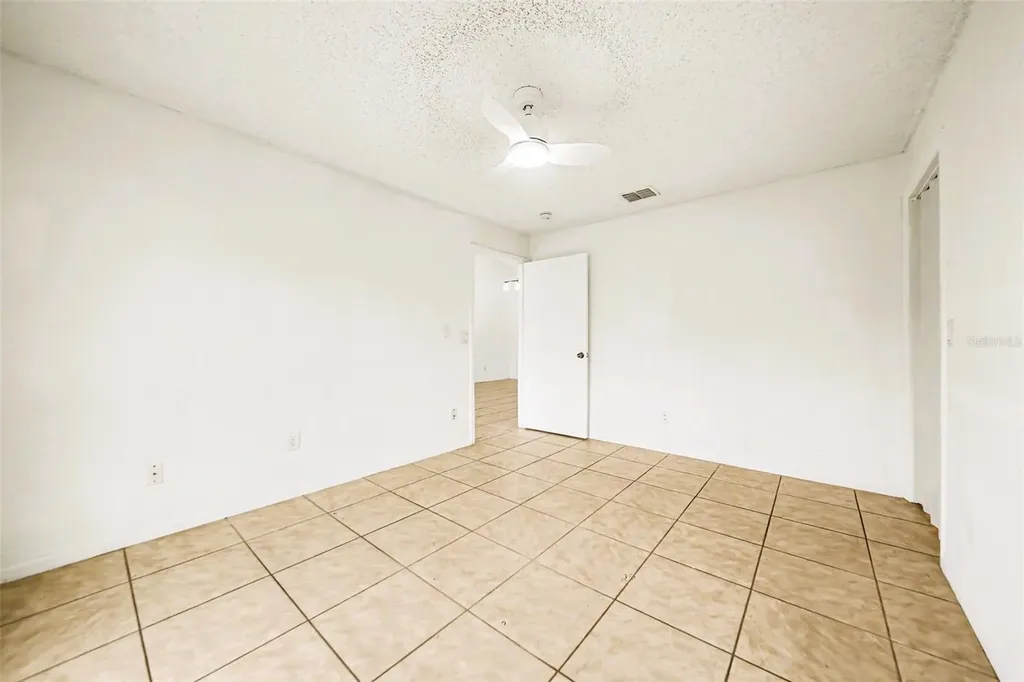 14657 Laguna Beach Circle Orlando FL 32824
