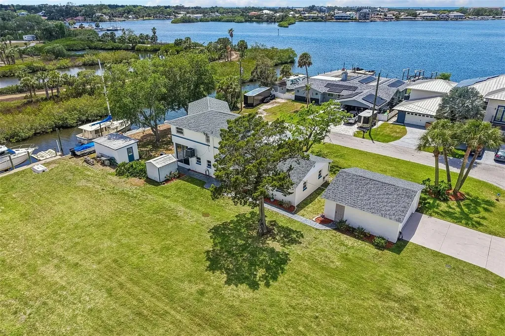 8212 Hayward Lane Port Richey FL 34668