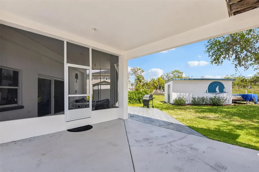 8212 Hayward Lane Port Richey FL 34668