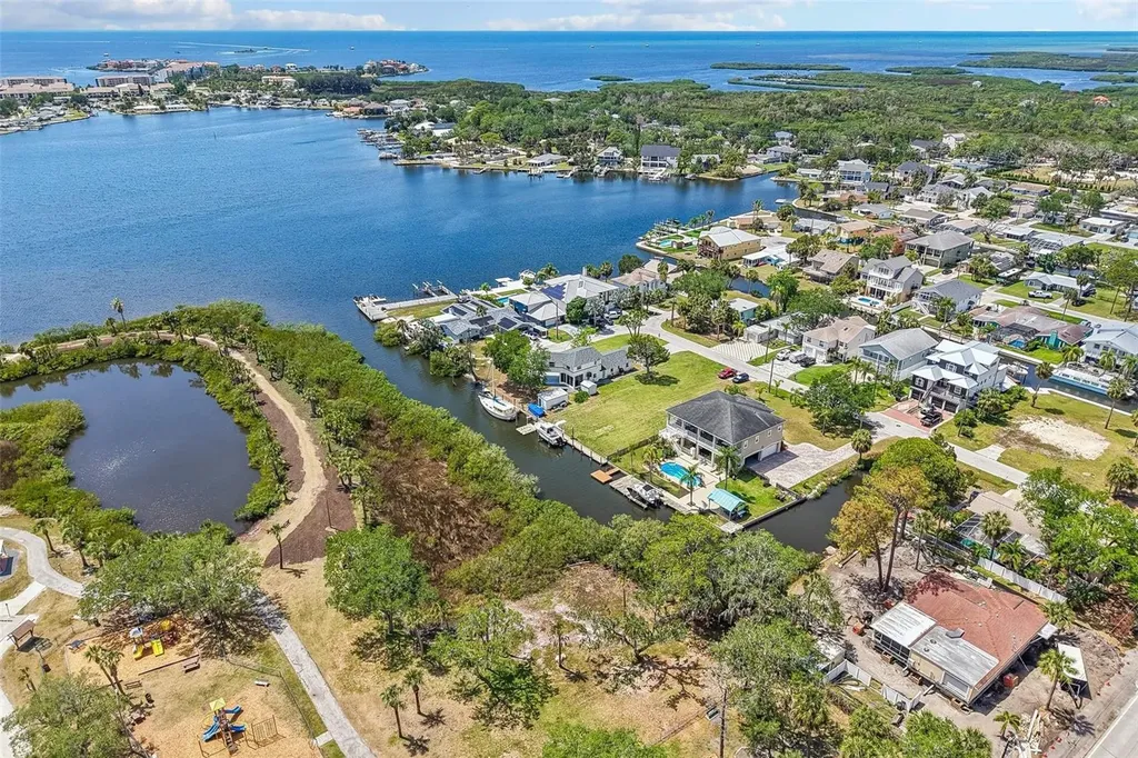 8212 Hayward Lane Port Richey FL 34668