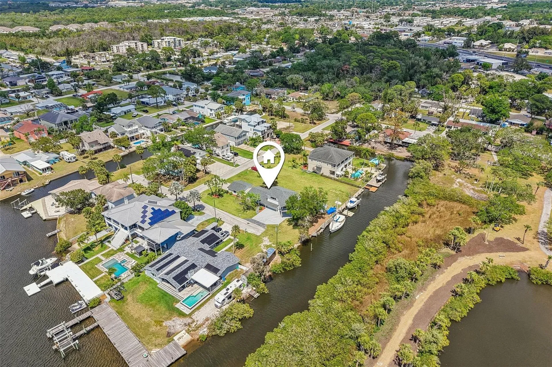 8212 Hayward Lane Port Richey FL 34668