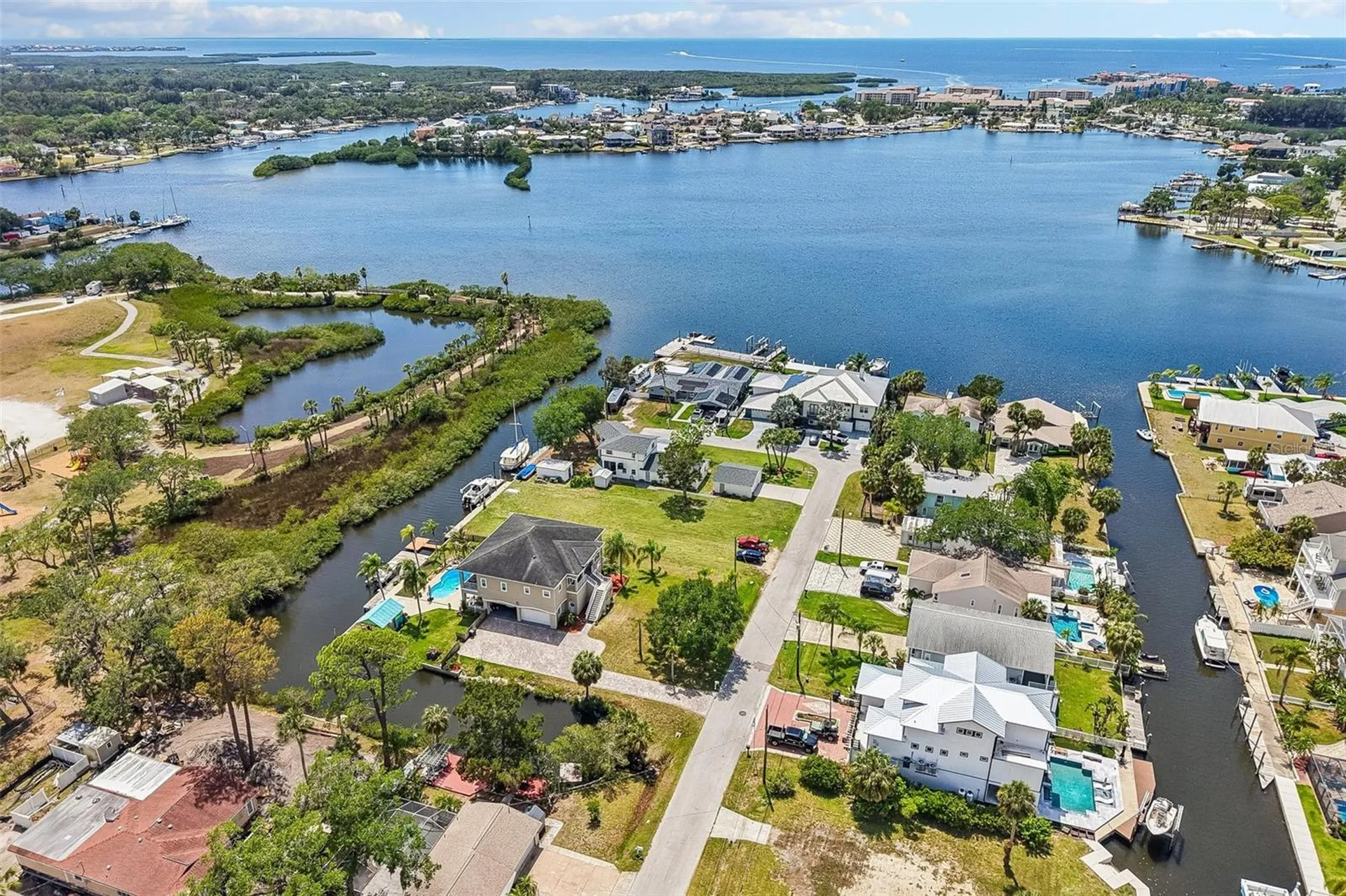 8212 Hayward Lane Port Richey FL 34668