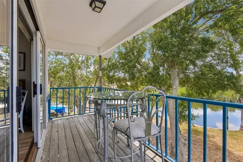 8212 Hayward Lane Port Richey FL 34668