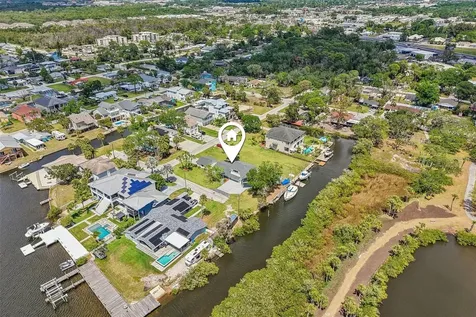 8212 Hayward Lane Port Richey FL 34668