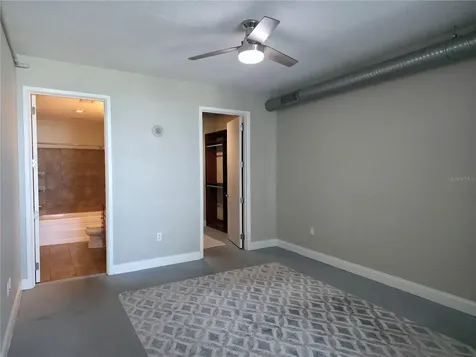 150 E Robinson Street Orlando FL 32801