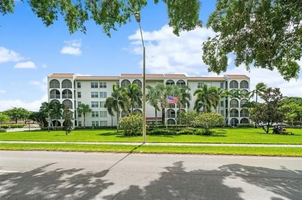 250 NE 20th Street Boca Raton FL 33431