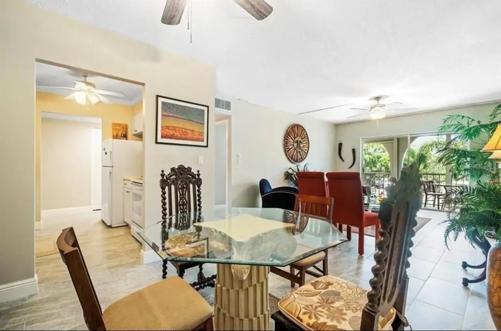 250 NE 20th Street Boca Raton FL 33431