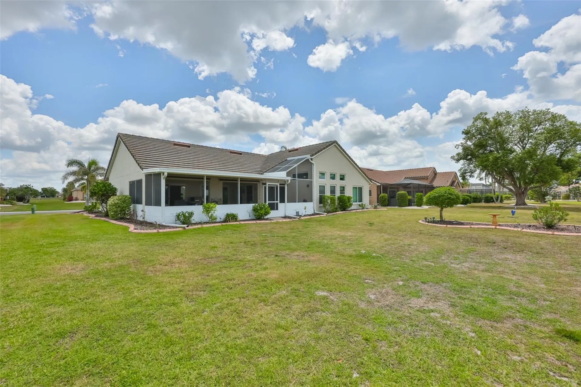 2109 New Bedford Drive Sun City Center FL 33573