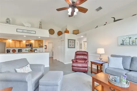2109 New Bedford Drive Sun City Center FL 33573