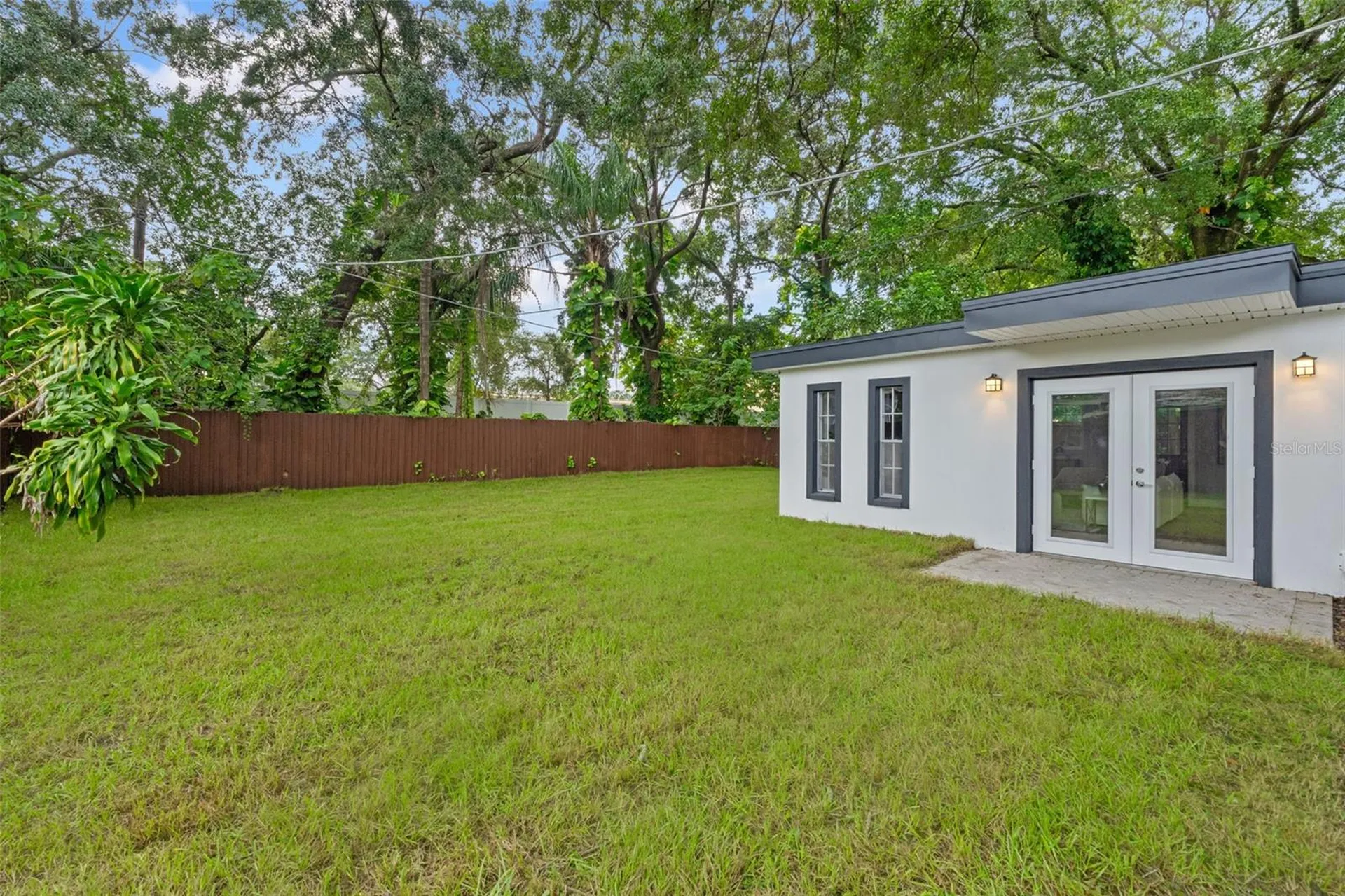 1715 N Alexander Road Tampa FL 33603