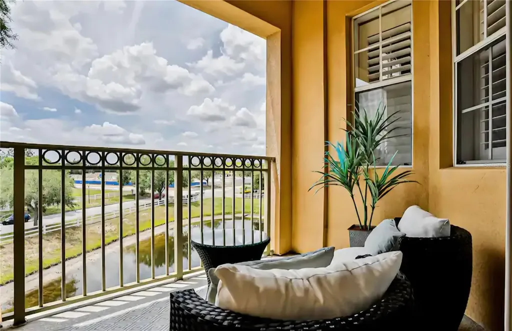 818 Terrace Ridge Circle Davenport FL 33896
