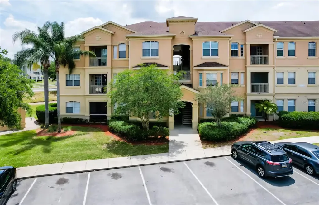 818 Terrace Ridge Circle Davenport FL 33896