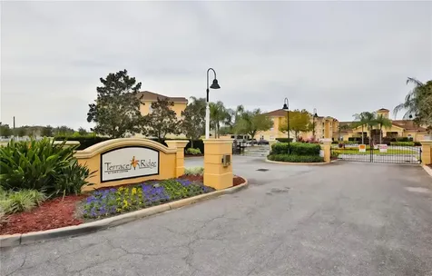818 Terrace Ridge Circle Davenport FL 33896