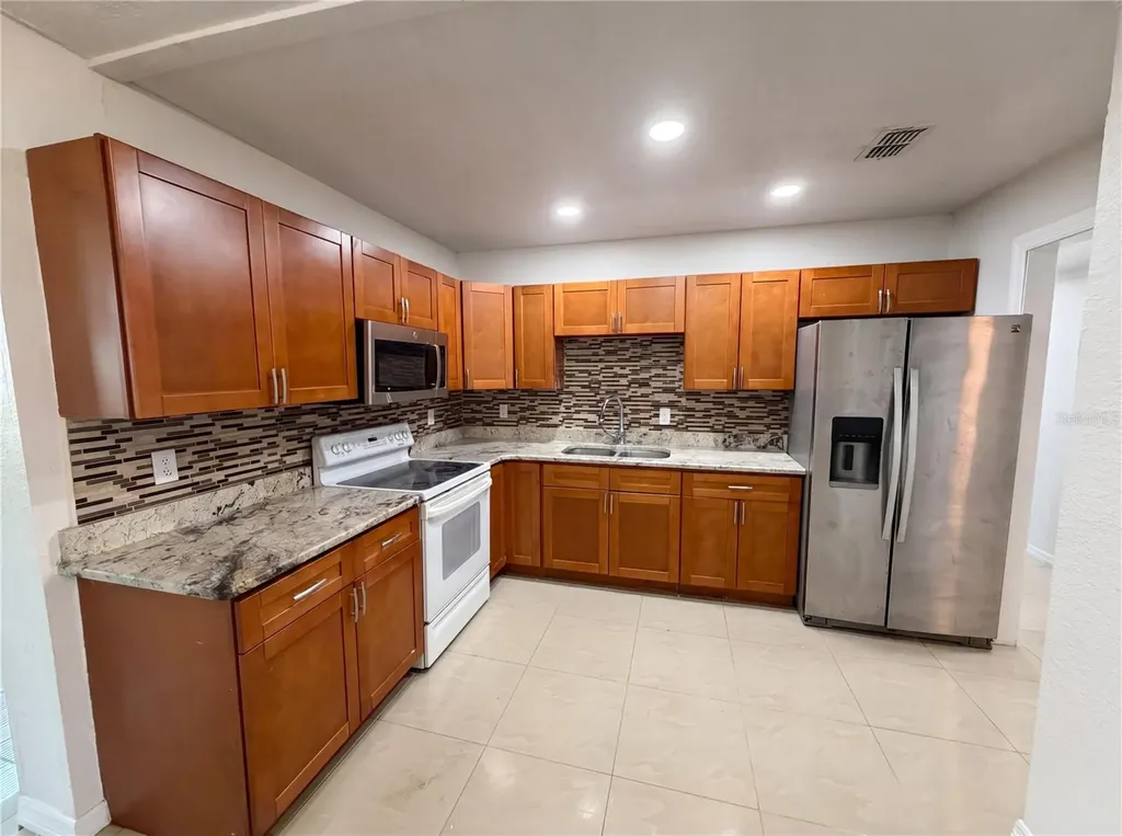 15525 Bedford Circle E Clearwater FL 33764